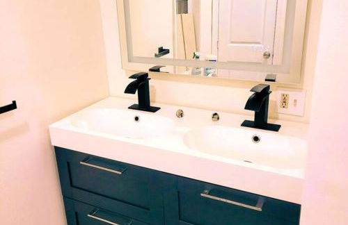 Beautiful Queen Luxury Suite Near Downtown Norfolk - Foto 20