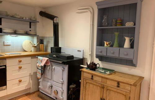 Cute cob cottage - Photo 5