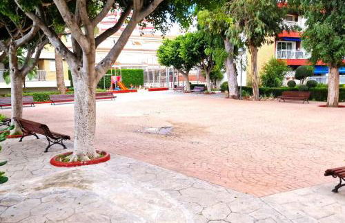 Bonito apartamento con vistas al mar - Foto 10