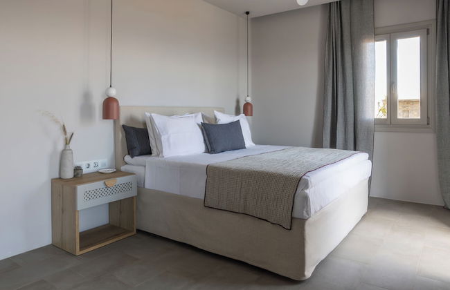 Poseidon of Paros - Photo 30