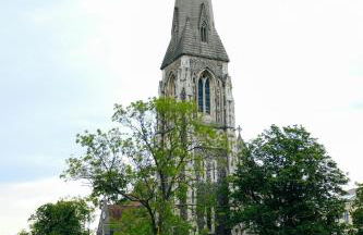 St Albans Centre Home - 4BR - 2 FREE parking - Photo 4