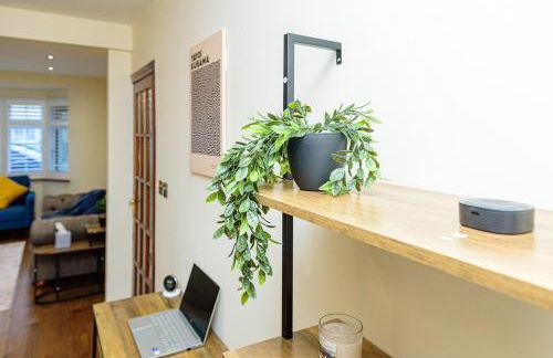 4 Bed 2 Bath, station, parking, long stays - Foto 21