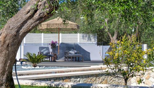 Paxos Luxury Living Junior Suites - Photo 3