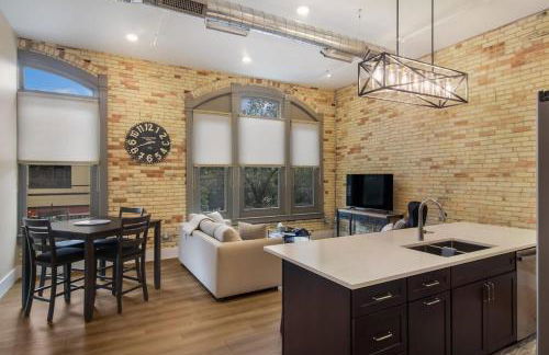 Golden Lofts Unit 4 Downtown Traverse City 2BD 2BA - Foto 3