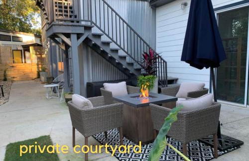 NormalBnB - 2 Blocks From Restaurants, Bars, Hospital - Foto 6