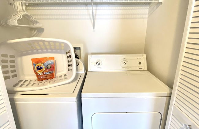 Grand Palm Community, Picnic Benches, Tennis Court and Much More!! - Foto 16