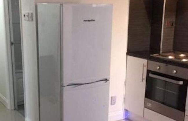 Small Modern Comfortable 2 Bedroom Apartment - Cmyr - Foto 35