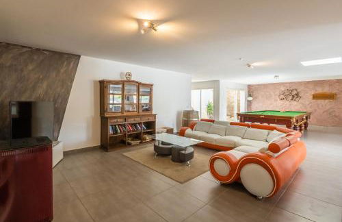 Villa avec piscine et Jaccuzy - Foto 19