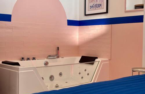 Appartement Thème Années 60' l Baignoire Jets l Clim l Netflix - Foto 36