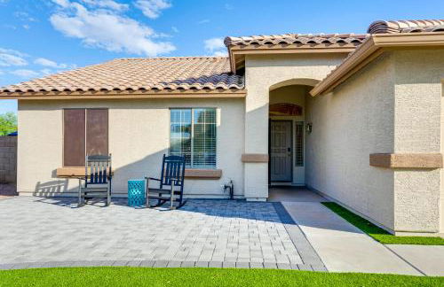 Putting Green and Pool! Peoria Home Near Sports - Foto 33