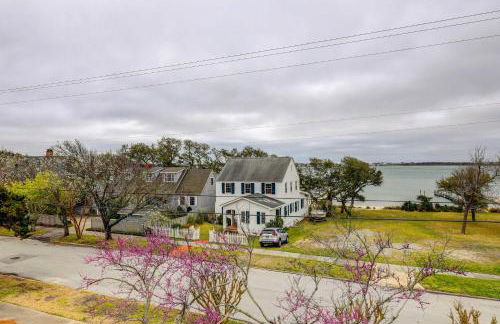 Beach, Pier Access! Pet-Friendly Crystal Coast Gem - Foto 29