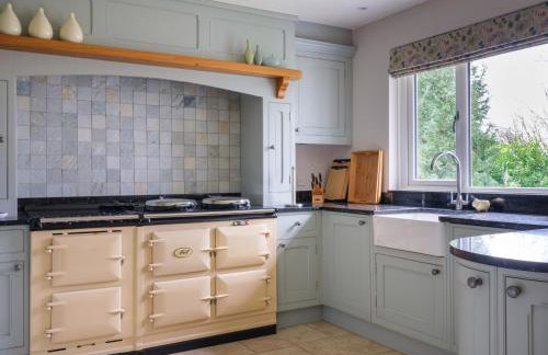 Scarsdale - Photo 12