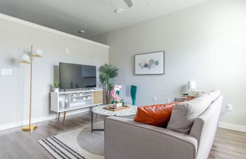 Boulevard Stays Pool Gym Parking 1BR King Suite C - Foto 6