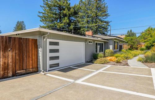 Happy House Getaway - Pool, Hot Tub & Wine Country - Foto 2