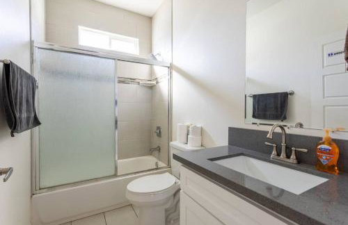 Getaway 4BR Home in the Heart of LA - Foto 24