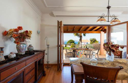 Christina's Twin Palm Trees House - Foto 6