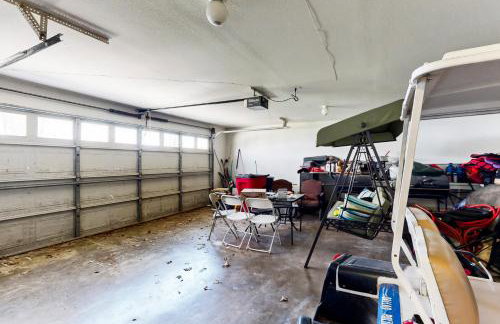 Laid-Back Lake House with Wraparound Deck - Foto 19