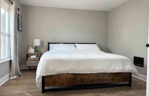 Rotherwood Roost / 2BR/1BA Apartment near UE - Foto 7