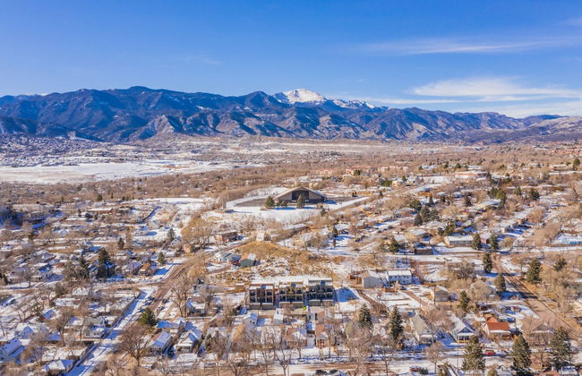 4BR Mnt Viewsmodern Urbanityrooftop Patio - Foto 57