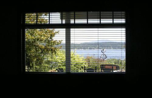 3 bed Lake Sammamish Waterfront + Peloton Bike - Foto 29