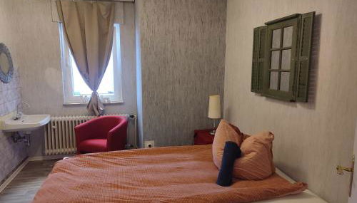 Fachwerkstübchen 4 ZKB Wohnung am Schiedersee für Monteure - Foto 3