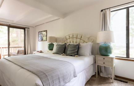 Wolfe by AvantStay | 5mins NorthStar! Fireplace, 2 Private Decks! - Foto 26