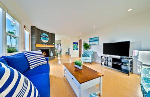 Ocean Views Walk to the Beach with King Suite - Foto 13