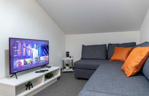 The Eldern - Spacious, Netflix, free Parking, close to A1 - Photo 15