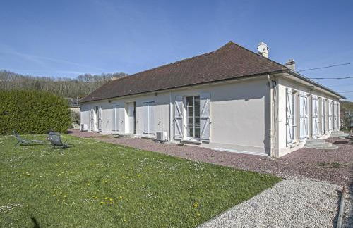 Spacious holiday home in Aure sur Mer with garden - Foto 1