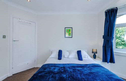 3 BR Property in Prestwich 15 mins from Manchester City Centre Garden Free parking Superfast WIFI Netflix - Foto 36