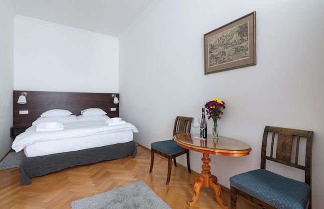 Prague Siesta Apartments - Photo 43