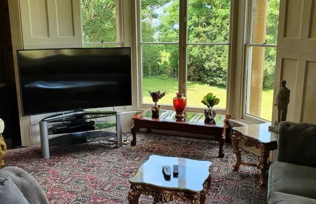 Historic Manor House - Sleeps 16 - Pool & Hot Tub - Foto 12