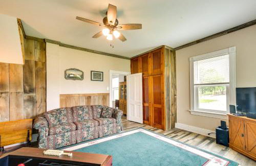 Peaceful Country Home in Serene Setting with Yard - Foto 6