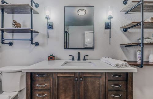 Midtown Lodge by Ruidoso Vacation Rentals - Foto 46