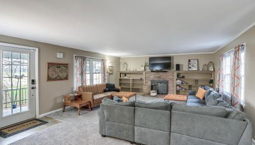 Central and Private Milan Home about 10 Mi to Sandusky! - Foto 3