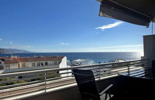 Sunny 2-bedroom apartment with sea view - Foto 7