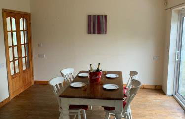 Spacious romantic party cottage with log burner and Ultrafast Fibre near pub Pet friendly - Foto 5