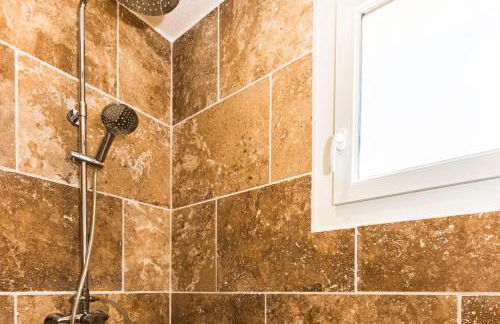 Villa des Oliviers Sublime villa avec piscine chauffée et privée et baby foot - Foto 18