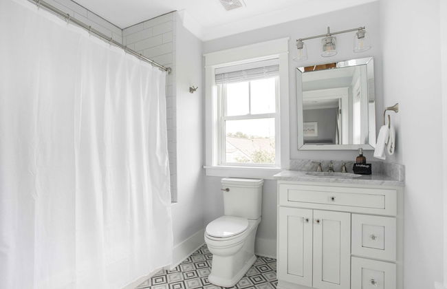 1blck to Beach, Pool, Firepit, Outdoor Kitchen, Game Room Pelican by Avantstay - Foto 22