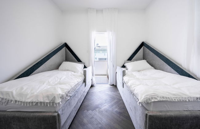 Spacious 4BD House w Pool in Hezliya - Foto 14