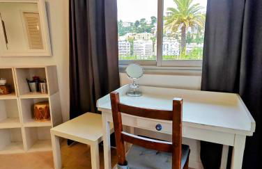 3P 72m2 Climatisé Vue exceptionnelle Cathédrale St Nicolas et Mer - Foto 13