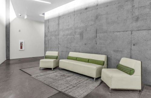 Centric 2BR In HEART of DTPHX Free Garage Parking - Foto 64