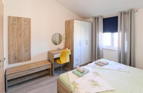 Vacation house Ulika - Photo 20