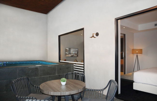 Oakwood Suites Kuningan Jakarta - Photo 13