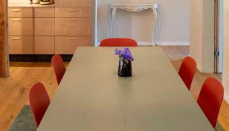 Große Wohnung mit Loggia - Photo 5