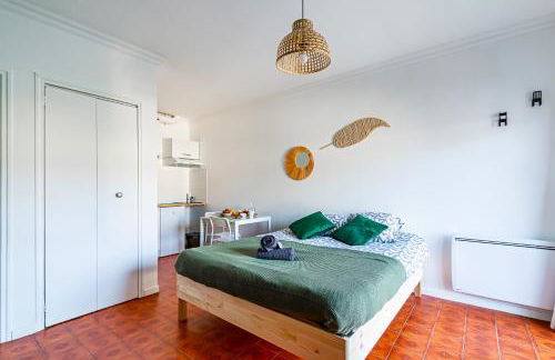 Charmant studio avec terrasse, Gare à 200m et parking gratuit - Foto 26