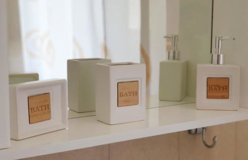 Derveni Seaside Apartments - Deluxe Sea View Penthouse Jacuzzi-BBQ & Groundfloor Garden View Apartment - Foto 33