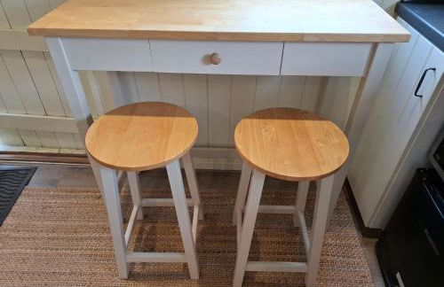 Luxury Shepherd's Hut - The Hyde - Photo 12