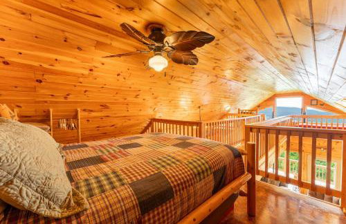 Eagles Nest Cabin with a private hot tub - Foto 17