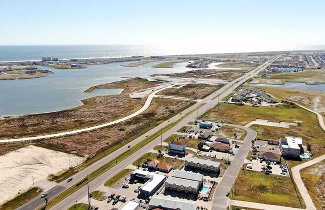 Ridley Retreat Community Pool, Mins to the Beach Corpus Christi + Port A - Foto 35